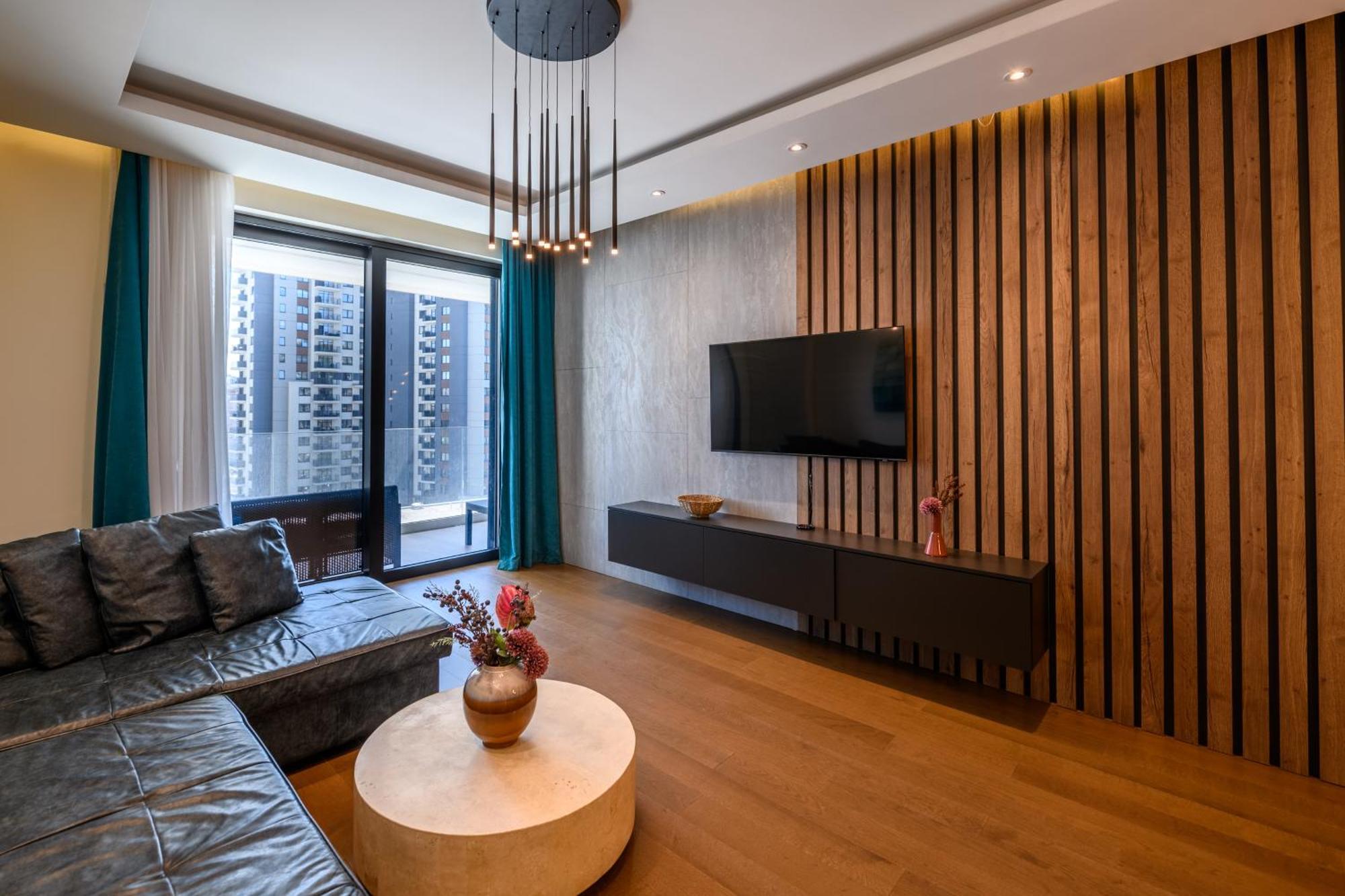 Apartment Luxury With Pool&gym